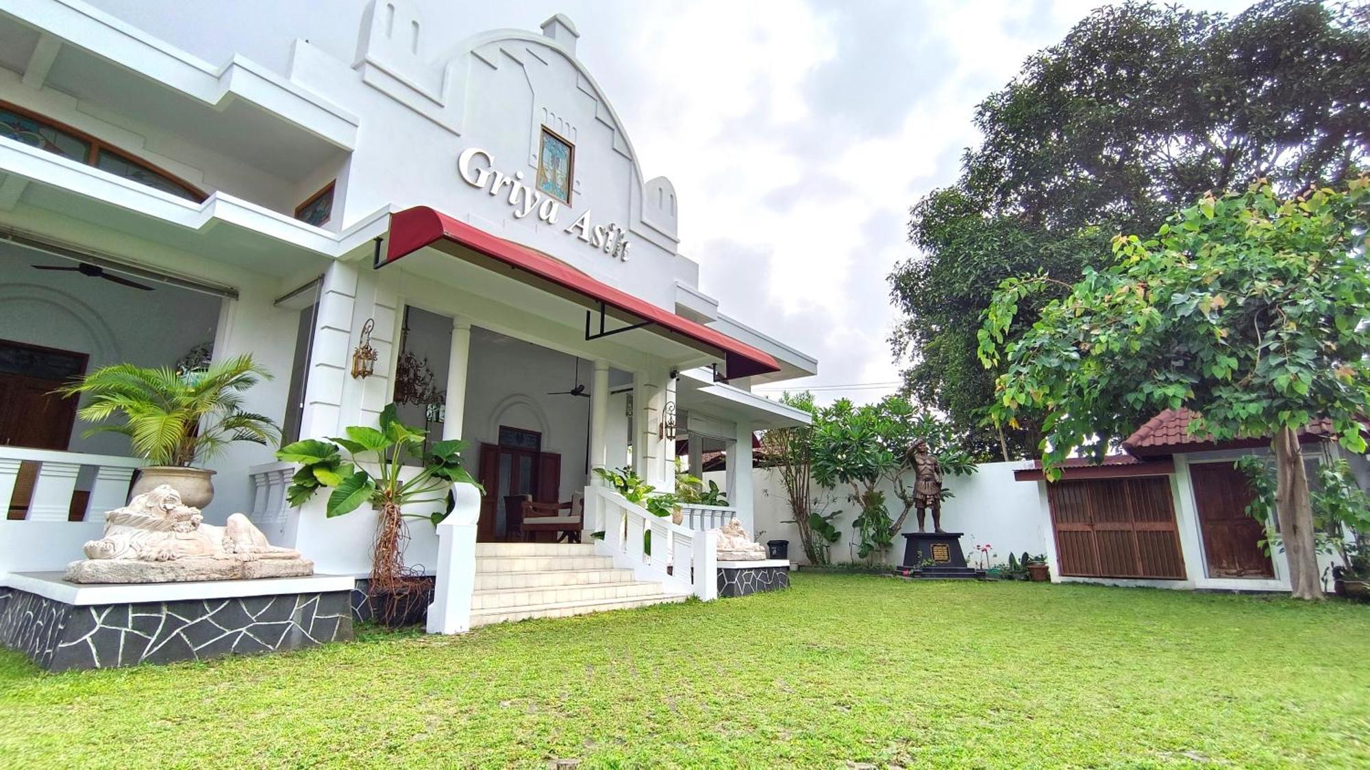 Hotel Griya Asih Jogyakarta Zewnętrze zdjęcie